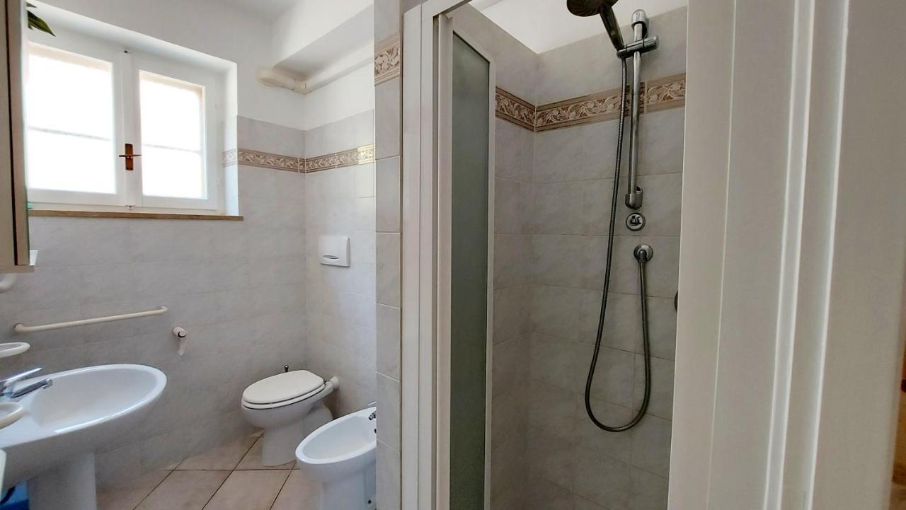 Narcisa Patio Apartment Бардолино Экстерьер фото