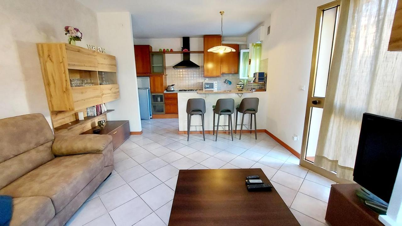 Narcisa Patio Apartment Бардолино Экстерьер фото