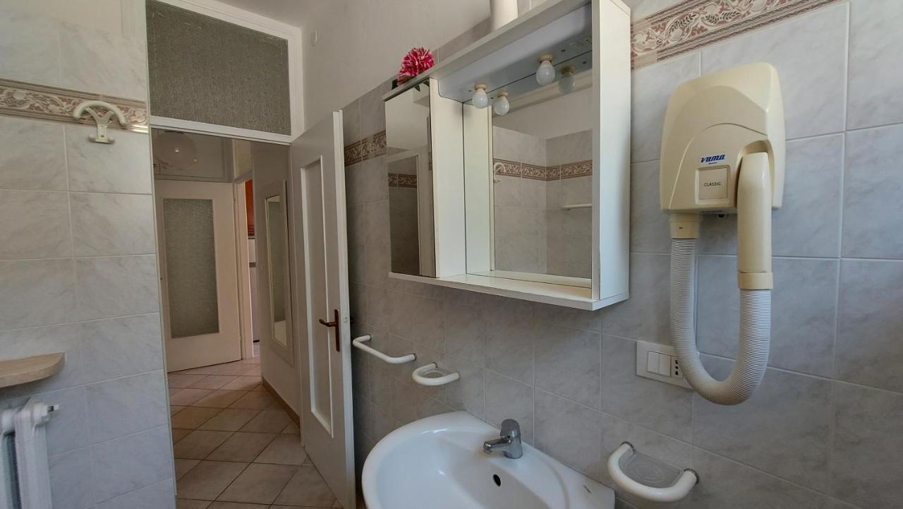Narcisa Patio Apartment Бардолино Экстерьер фото