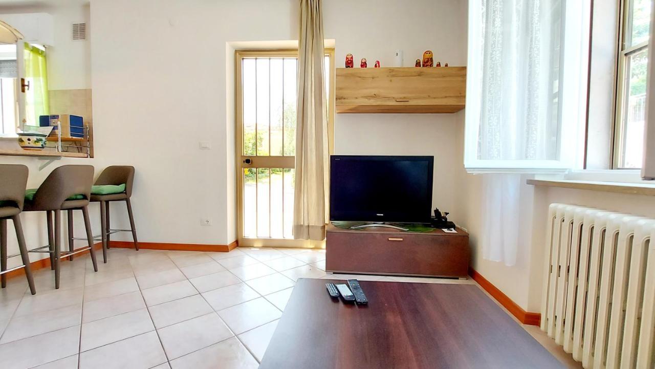 Narcisa Patio Apartment Бардолино Экстерьер фото